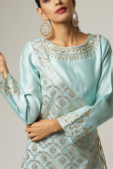 Anantaa By Roohi_Blue Silk, Chanderi Embroidery Round Neck Overlap Kurta Set _at_Aza_Fashions