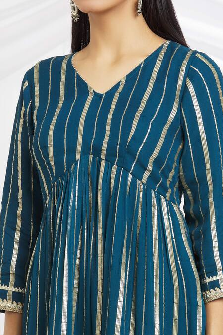 Samyukta Singhania_Blue Dupatta Organza, Kurta And Sharara Viscose Glittery Striped V Neck Set_Online_at_Aza_Fashions