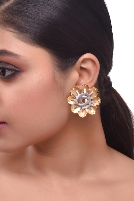 Zaza By Somya Gold Plated Floral Two Tone Stud Earrings 