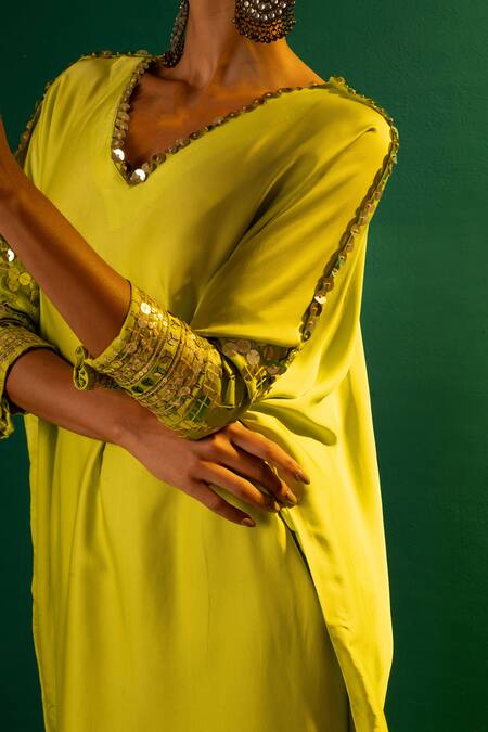 Shop Prahnaaya Green Satin Mirrors, Sequins Tora Masai Hand Embroidered Kurta And Slim Pant Set Online at Aza Fashions Shop_Prahnaaya_Green Satin Mirrors, Sequins Tora Masai Hand Embroidered Kurta And Slim Pant Set _Online_at_Aza_Fashions