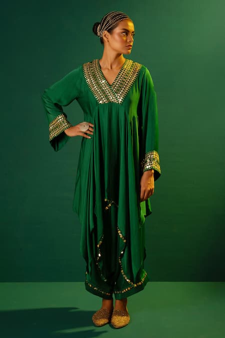 PRAHNAAYA Green Satin Hand Embroidery Ariyana Placement Kurta With Harem Pant 