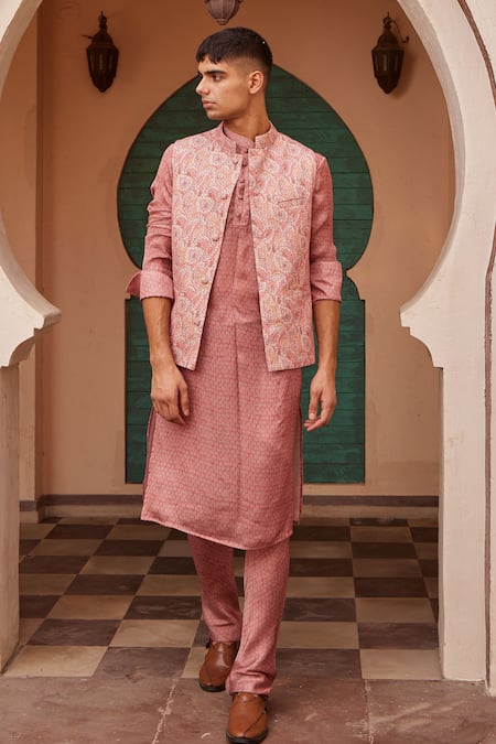 Shop Nidhika Shekhar Beige Cotton Embroidery Paisley Bundi And Pink Kurta Set Online at Aza Fashions Shop_Nidhika Shekhar_Beige Cotton Embroidery Paisley Bundi And Pink Kurta Set _Online_at_Aza_Fashions