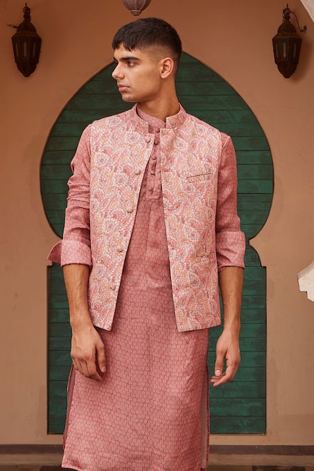 Nidhika Shekhar Beige Cotton Embroidery Paisley Bundi And Pink Kurta Set at Aza Fashions Nidhika Shekhar_Beige Cotton Embroidery Paisley Bundi And Pink Kurta Set _at_Aza_Fashions