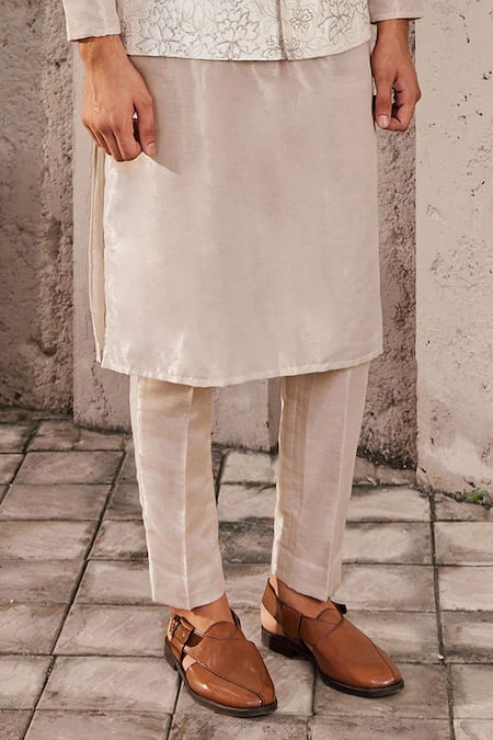 Buy Nidhika Shekhar Ivory Silk, Tissue, Linen Embroidery Floral Bundi And Kurta Set Online at Aza Fashions Buy_Nidhika Shekhar_Ivory Silk, Tissue, Linen Embroidery Floral Bundi And Kurta Set _Online_at_Aza_Fashions