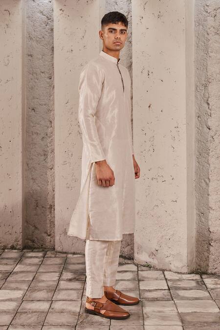 Nidhika Shekhar Gold Tissue Embroidery Mandarin Collar Kurta Set Online at Aza Fashions Nidhika Shekhar_Gold Tissue Embroidery Mandarin Collar Kurta Set _Online_at_Aza_Fashions