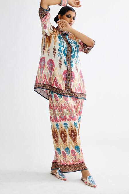 Rajdeep Ranawat_Multi Color Silk Embroidery Split V-neck Maizah Printed Shirt And Pant Set_at_Aza_Fashions