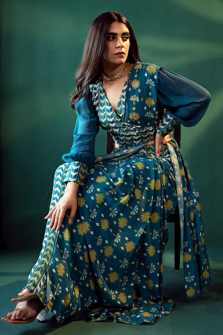 Shop_Suave_Blue Denim Beads, Cut Work V-neck Floral Pattern Pre-draped Saree With Wrap Top _Online_at_Aza_Fashions