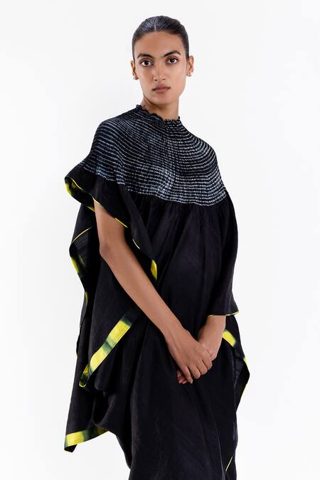 Buy_Studio Medium_Black Silk Handwoven High Round Pre-draped Kaftan Saree With Running Blouse_Online_at_Aza_Fashions