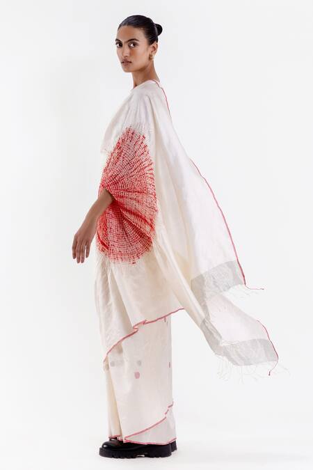 Studio Medium_Ivory Silk Handwoven Shibori Saree With Running Blouse_Online_at_Aza_Fashions