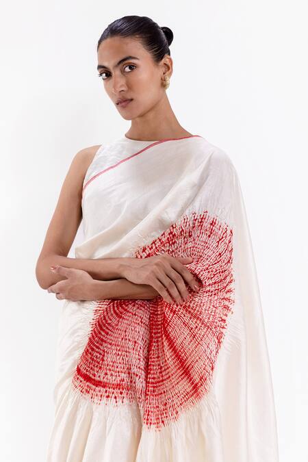 Buy_Studio Medium_Ivory Silk Handwoven Shibori Saree With Running Blouse_Online_at_Aza_Fashions