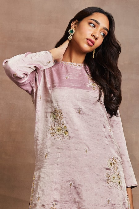 Buy Sue Mue Pink Silk, Brocade Sequins Round Neck Eliza Hand Embroidered Kurta And Trouser Set Online at Aza Fashions Buy_Sue Mue_Pink Silk, Brocade Sequins Round Neck Eliza Hand Embroidered Kurta And Trouser Set _Online_at_Aza_Fashions
