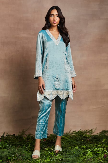 Buy Sue Mue Blue Handloom , Silk, Brocade, Jumaina Hand Kurta And Trouser Set Online at Aza Fashions Buy_Sue Mue_Blue Handloom , Silk, Brocade, Jumaina Hand Kurta And Trouser Set _Online_at_Aza_Fashions