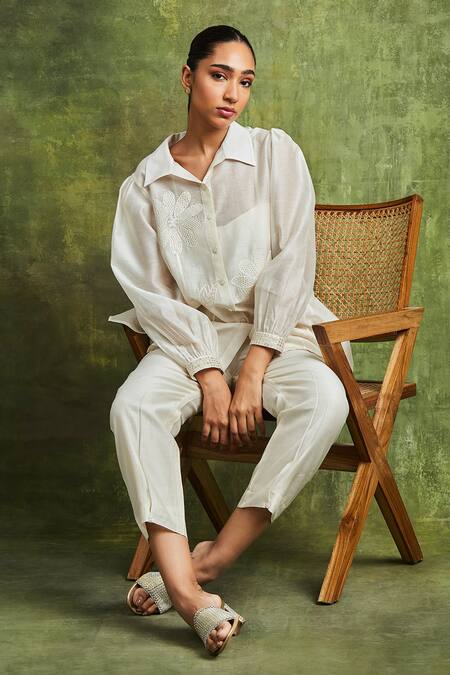 Shop Sue Mue Off White Chanderi Embroidery Collared Aaima Daisy Shirt And Pant Set Online at Aza Fashions Shop_Sue Mue_Off White Chanderi Embroidery Collared Aaima Daisy Shirt And Pant Set _Online_at_Aza_Fashions
