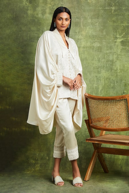 Buy Sue Mue Off White Silk Satin Embroidery Collared Saba Balloon Sleeve Blouse With Pant Online at Aza Fashions Buy_Sue Mue_Off White Silk Satin Embroidery Collared Saba Balloon Sleeve Blouse With Pant _Online_at_Aza_Fashions