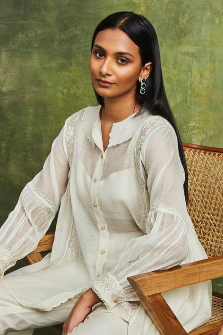 Shop Sue Mue Off White Chanderi Embroidery Scoop Maham Handwoven Asymmetric Top Pant Set Online at Aza Fashions Shop_Sue Mue_Off White Chanderi Embroidery Scoop Maham Handwoven Asymmetric Top Pant Set _Online_at_Aza_Fashions