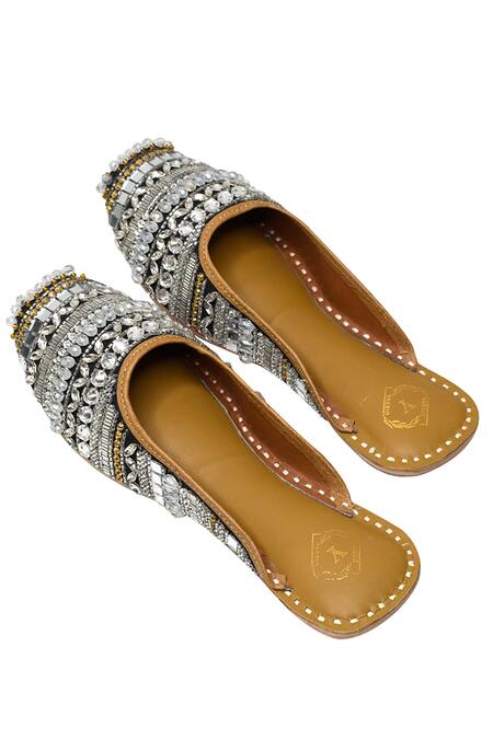 Yassio Black Amani Embroidered Mules Online at Aza Fashions Yassio_Black Amani Embroidered Mules _Online_at_Aza_Fashions