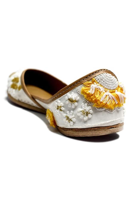 Yassio_White Bincy Bead Embroidered Juttis_Online_at_Aza_Fashions