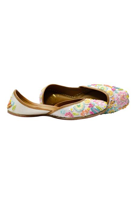 Shop Yassio White Isla Floral Pattern Juttis at Aza Fashions Shop_Yassio_White Isla Floral Pattern Juttis _at_Aza_Fashions