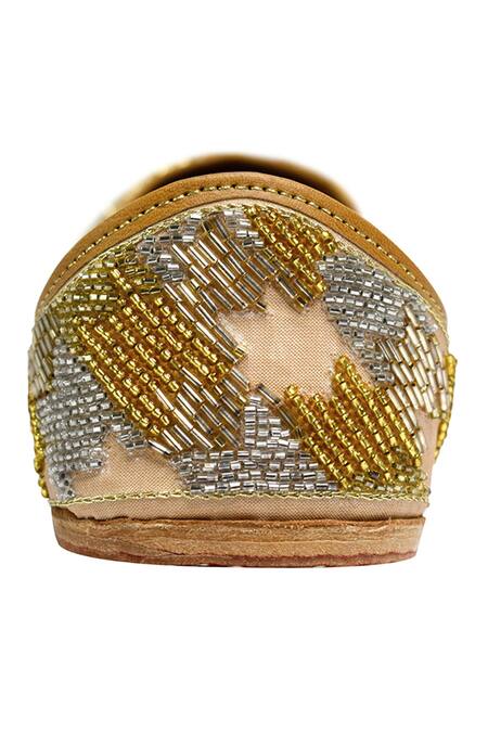 Buy Yassio Pink Vasiliki Bead Embellished Juttis Online at Aza Fashions Buy_Yassio_Pink Vasiliki Bead Embellished Juttis _Online_at_Aza_Fashions