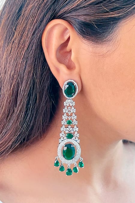 Shop PRERTO Green Diamonds, Stones Sabz Sa Emerald Embellished Necklace Set at Aza Fashions Shop_PRERTO_Green Diamonds, Stones Sabz Sa Emerald Embellished Necklace Set _at_Aza_Fashions
