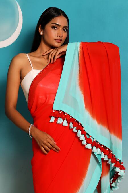 In a red & white color saree, elbow length sleeve blouse design and  necklace | Designer saree blouse patterns, Saree blouse neck designs, Silk saree  blouse designs