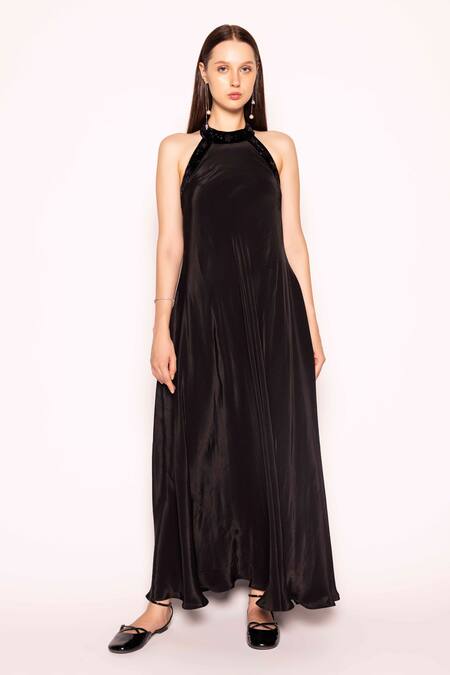 Buy Shimona Black Silk Halter Neck Solid Dress Buy_Shimona_Black Silk Halter Neck Solid Dress