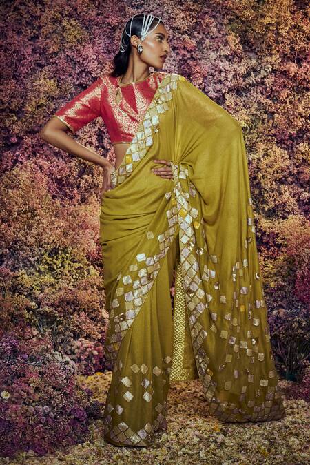Buy_Shilpi Gupta_Green Paheli Embroidered Saree With Blouse _Online_at_Aza_Fashions
