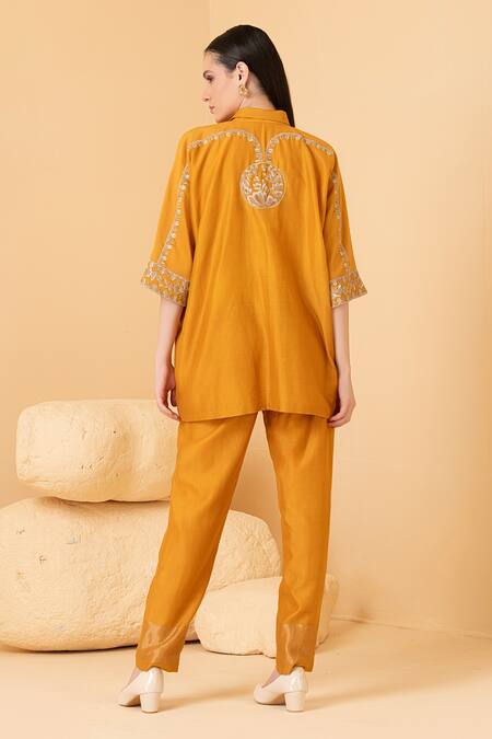 Divi By Sonal Khandelwal Mustard Chanderi Embroidered Kaftan Set 