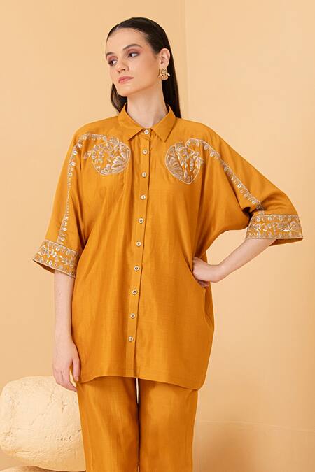 Divi By Sonal Khandelwal_Yellow Chanderi Zari, Pearls, Beads Collared Mustard Embroidered Kaftan Set _Online_at_Aza_Fashions