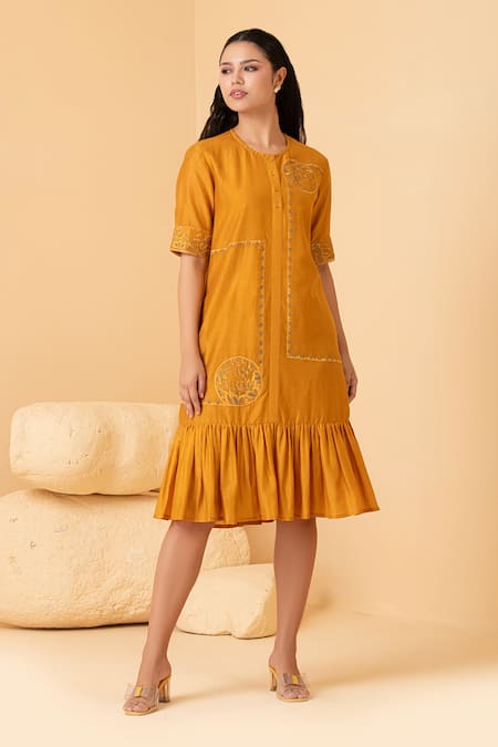 Divi By Sonal Khandelwal_Yellow Chanderi Embroidery Round Neck Floral Mustard Midi Dress _Online_at_Aza_Fashions