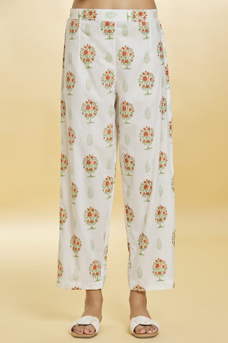 Naintara Bajaj_White Cotton Collared Floral Block Kurta With Palazzo _at_Aza_Fashions