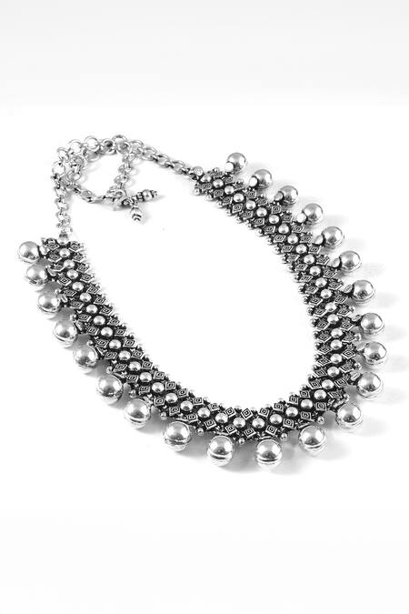 Noor_Silver Plated Geometric Carved Choker Chain Necklace_Online_at_Aza_Fashions