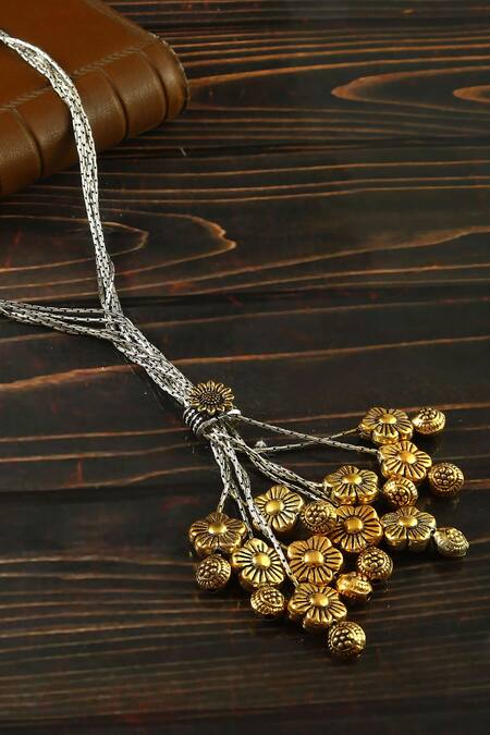 Buy_Noor_Silver Plated Floral Design Pendant Chain Necklace_Online_at_Aza_Fashions