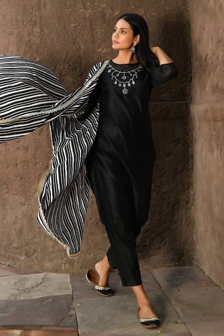 black embellished straight kurti