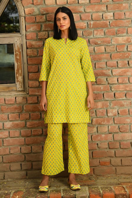 NUHH Green Cotton Embroidery Keyhole Neck Joy Of The Sun Printed Kurta Pant Set Online at Aza Fashions NUHH_Green Cotton Embroidery Keyhole Neck Joy Of The Sun Printed Kurta Pant Set _Online_at_Aza_Fashions