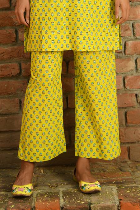 Shop NUHH Green Cotton Embroidery Keyhole Neck Joy Of The Sun Printed Kurta Pant Set Online at Aza Fashions Shop_NUHH_Green Cotton Embroidery Keyhole Neck Joy Of The Sun Printed Kurta Pant Set _Online_at_Aza_Fashions