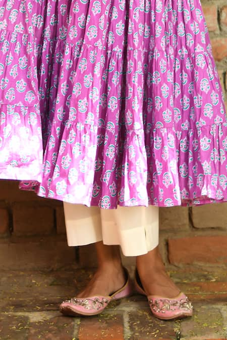NUHH_Pink Cotton Mirrors V-neck Floral Bloom Tiered Kurta Pant Set _Online_at_Aza_Fashions