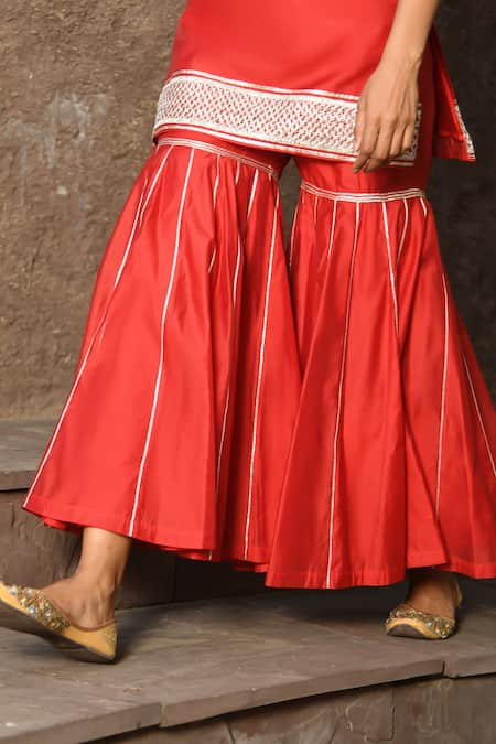 Shop NUHH Red Chanderi Gota Patti V-neck Kurta Pant Set Online at Aza Fashions Shop_NUHH_Red Chanderi Gota Patti V-neck Kurta Pant Set _Online_at_Aza_Fashions