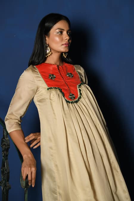 Buy_NUHH_Beige Chanderi Stones Round Neck Embellished Kurta Set _Online_at_Aza_Fashions