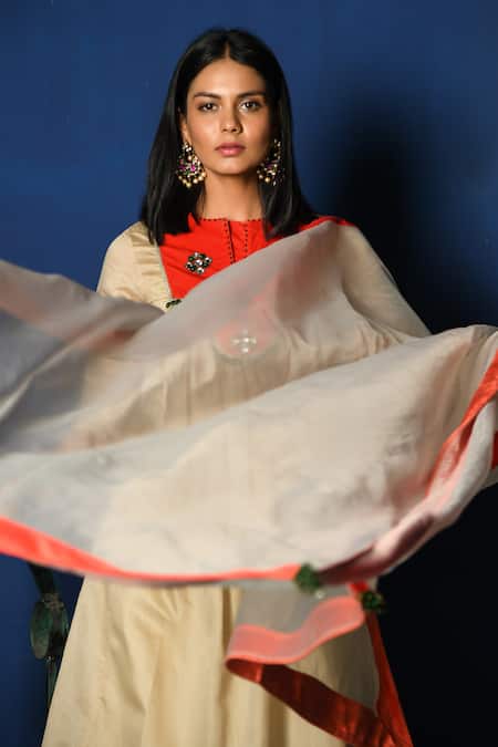 Shop_NUHH_Beige Chanderi Stones Round Neck Embellished Kurta Set _Online_at_Aza_Fashions