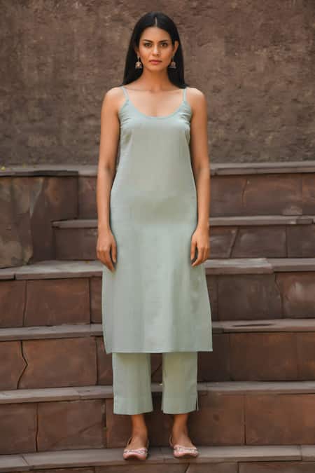 NUHH Green Cotton Embroidery Round Neck Drool On The Cool Kurta Pant Set Online at Aza Fashions NUHH_Green Cotton Embroidery Round Neck Drool On The Cool Kurta Pant Set _Online_at_Aza_Fashions