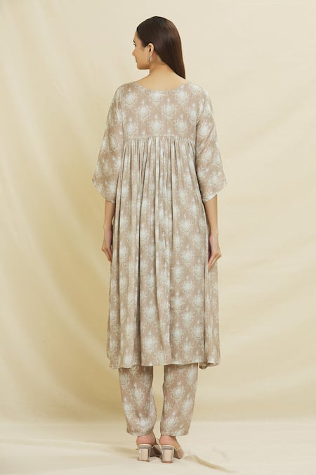 Shop Naintara Bajaj Brown Modal Round Neck Elizabeth Abstract Print Kurta And Pant Set at Aza Fashions Shop_Naintara Bajaj_Brown Modal Round Neck Elizabeth Abstract Print Kurta And Pant Set _at_Aza_Fashions