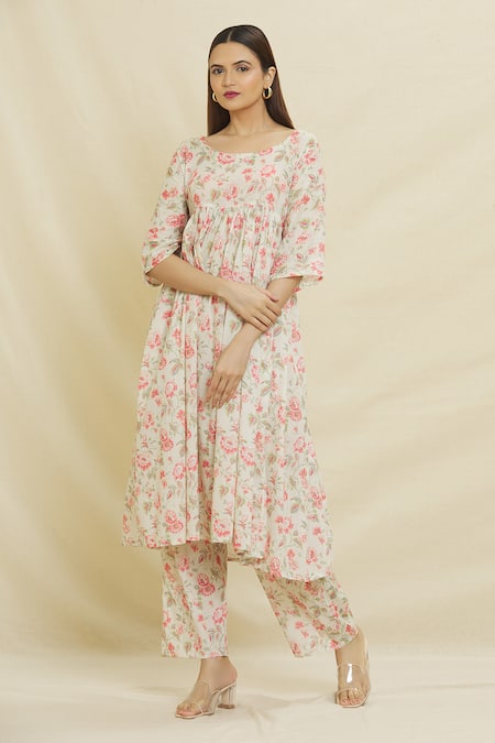 Samyukta Singhania Olivia Floral Print Kurta & Pant Set 