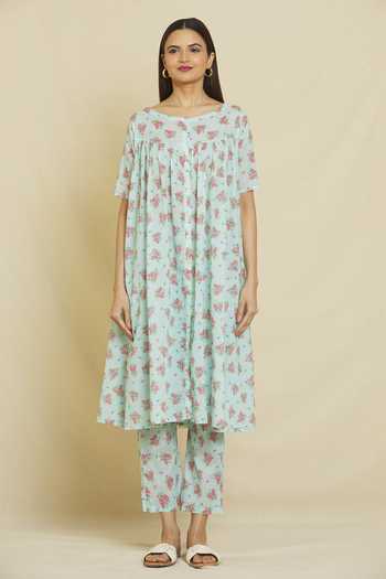 Khwaab By Sanjana Lakhani Blue Cotton, Muslin Round Neck Floral Print Kurta And Pant Set Online at Aza Fashions Khwaab By Sanjana Lakhani_Blue Cotton, Muslin Round Neck Floral Print Kurta And Pant Set _Online_at_Aza_Fashions
