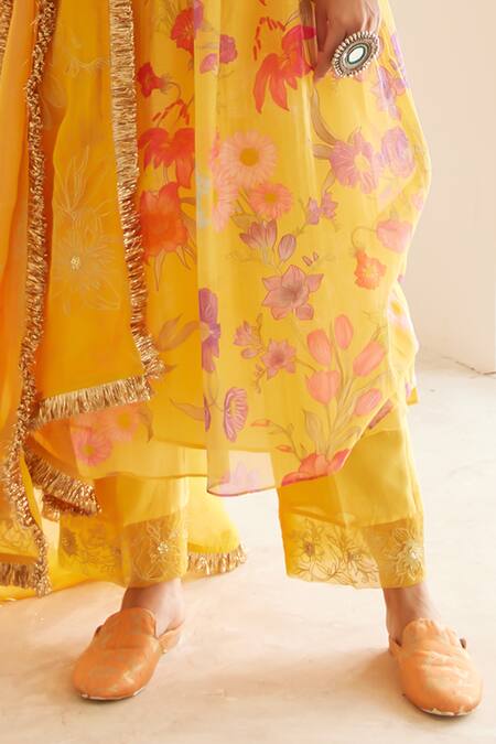 House Of Pink_Yellow Chanderi, Organza Embroidery V-neck Floret Print Anarkali Pant Set _Online_at_Aza_Fashions