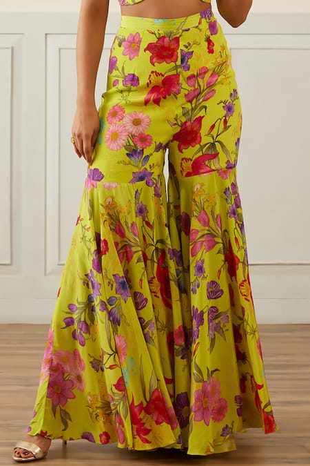 Shop_House Of Pink_Green Crepe Embroidery V-neck Floral Print Blouse And Sharara Set _Online_at_Aza_Fashions