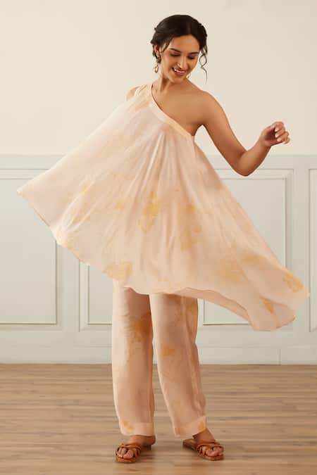 House Of Pink_Peach Cotton, Silk One Shoulder Floral Print Top And Pant Set _Online_at_Aza_Fashions