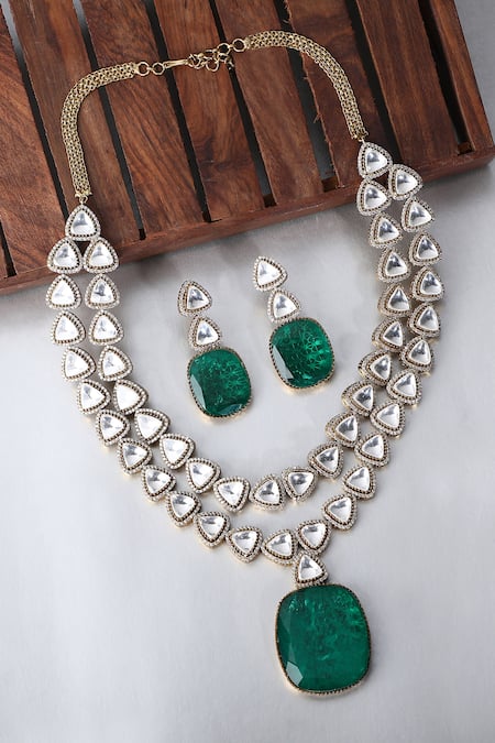 Auraa Trends Zircons Embellished Necklace Set 