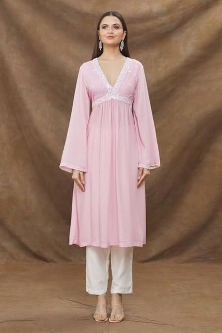 Kanj By Priyanka A Sakhuja_Pink Silk, Cotton Sequins, Cut Work V-neck Embroidered Neckline Kurta Pant Set _Online_at_Aza_Fashions