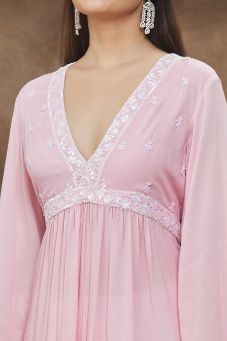 Buy_Kanj By Priyanka A Sakhuja_Pink Silk, Cotton Sequins, Cut Work V-neck Embroidered Neckline Kurta Pant Set _Online_at_Aza_Fashions